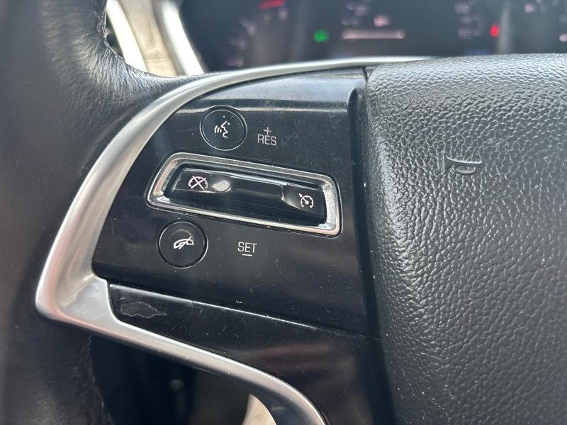 Cadillac SRX Base 2013