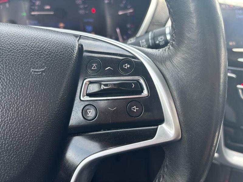 Cadillac SRX Base 2013