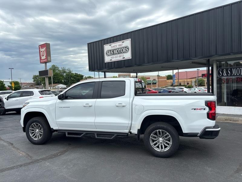 Chevrolet Colorado LT Crew Cab 4WD 2024