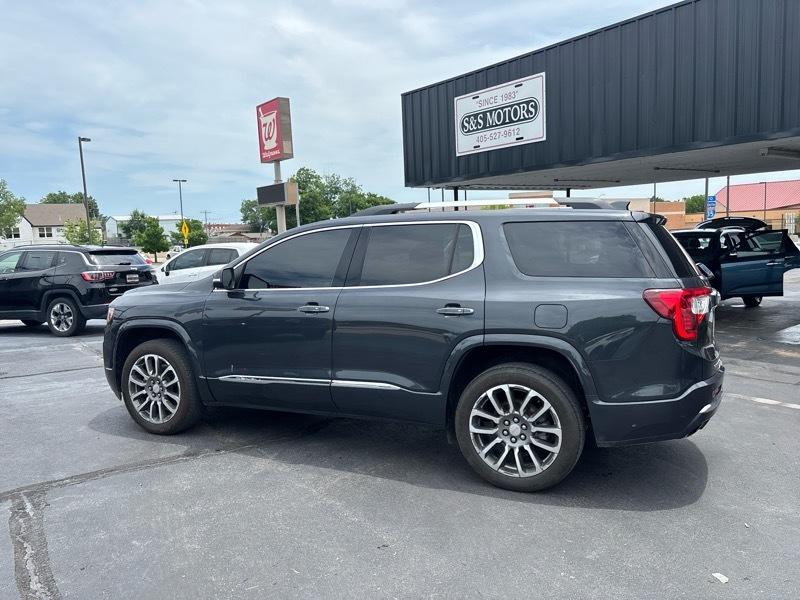 GMC Acadia Denali AWD 2022