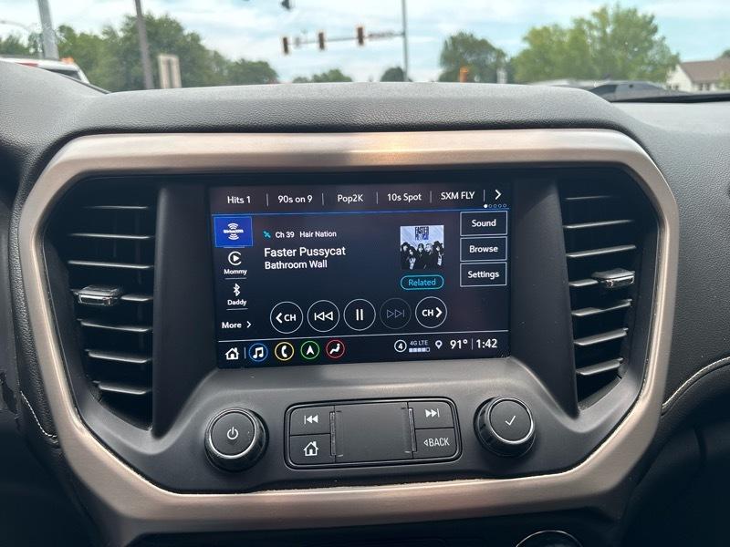 GMC Acadia Denali AWD 2022