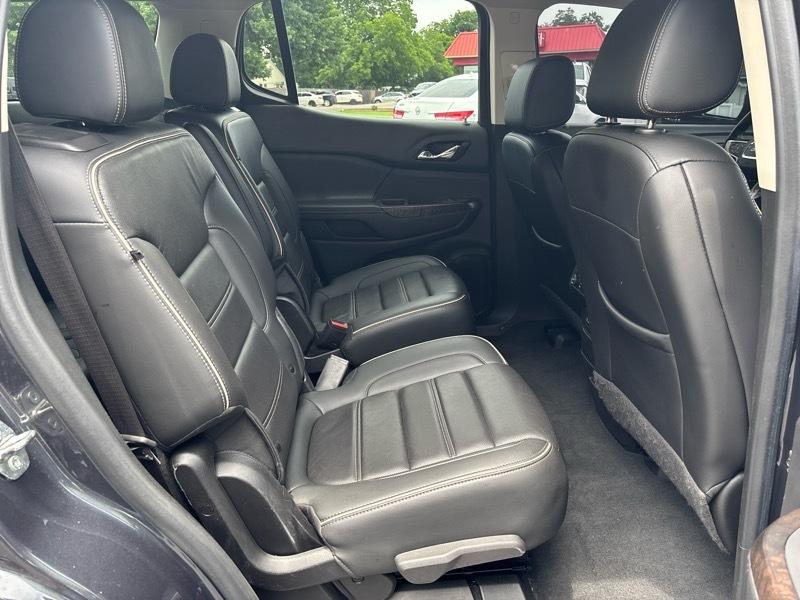 GMC Acadia Denali AWD 2022