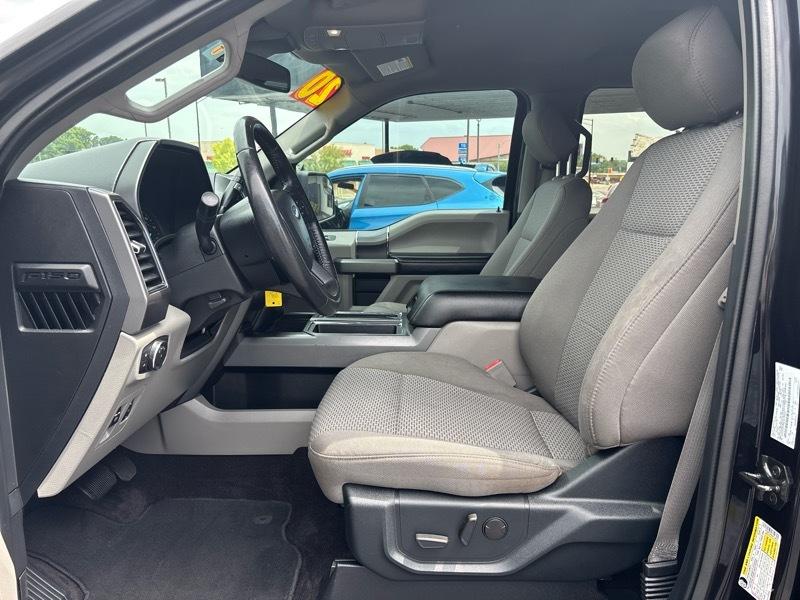 Ford F-150 2WD SuperCrew 139" XLT 2020