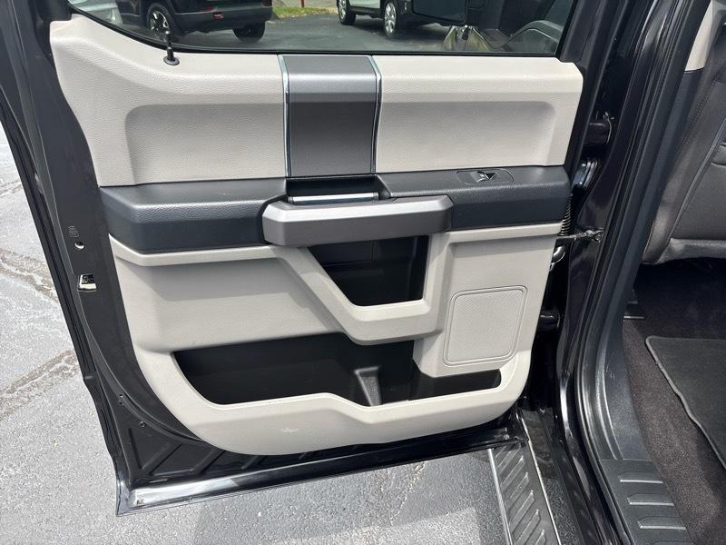 Ford F-150 2WD SuperCrew 139" XLT 2020