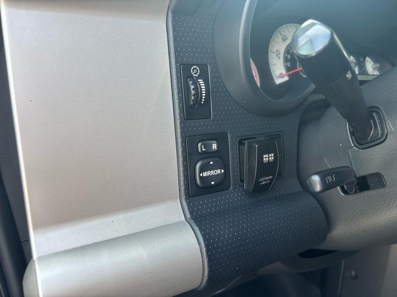 Toyota FJ Cruiser 4WD MT 2013