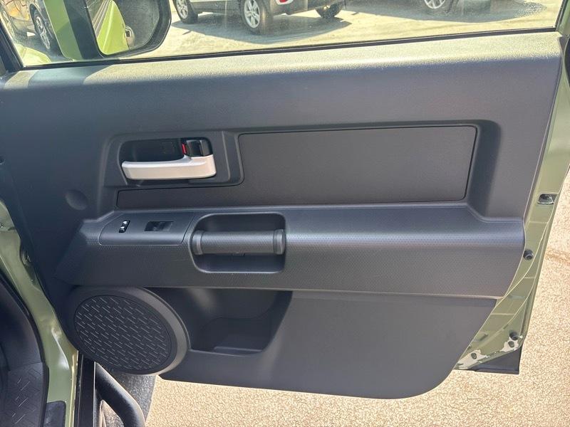 Toyota FJ Cruiser 4WD MT 2013