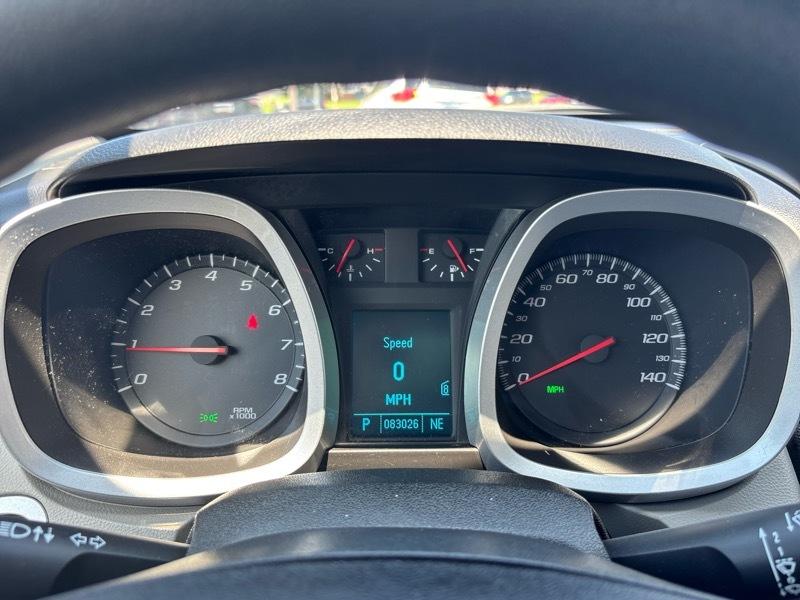 Chevrolet Equinox LS 2WD 2011