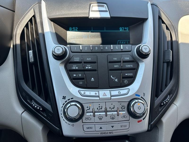 Chevrolet Equinox LS 2WD 2011