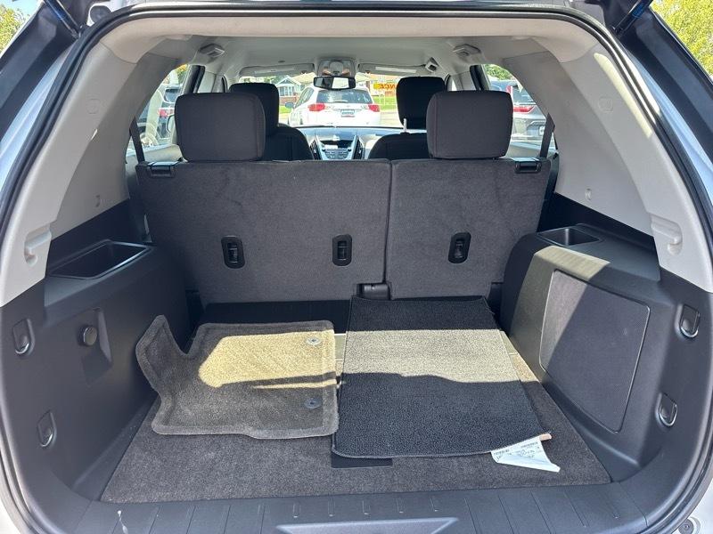 Chevrolet Equinox LS 2WD 2011