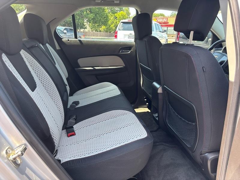 Chevrolet Equinox LS 2WD 2011