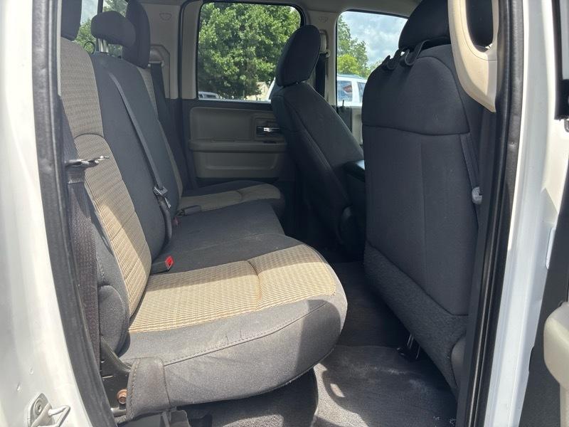 RAM 1500 SLT Quad Cab 2WD 2012