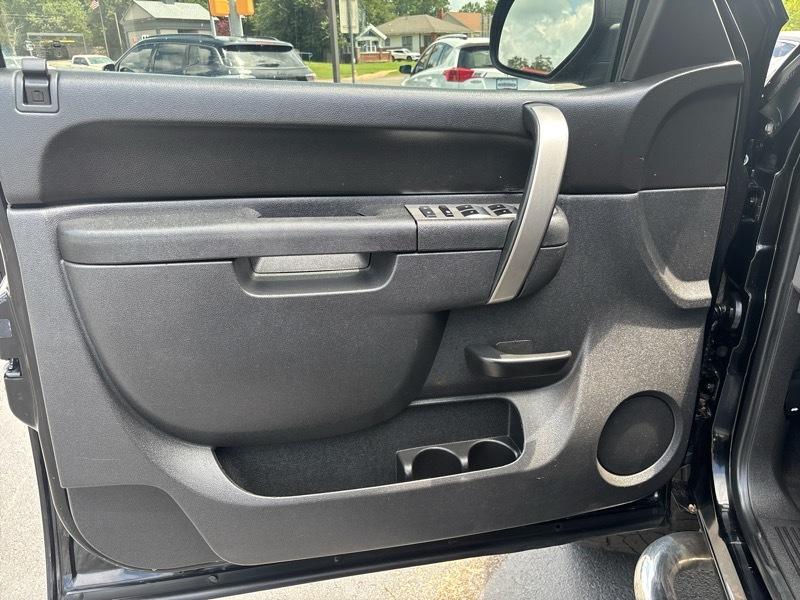 Chevrolet Silverado 1500 LS Extended Cab 2WD 2011