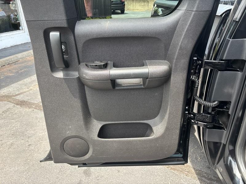 Chevrolet Silverado 1500 LS Extended Cab 2WD 2011
