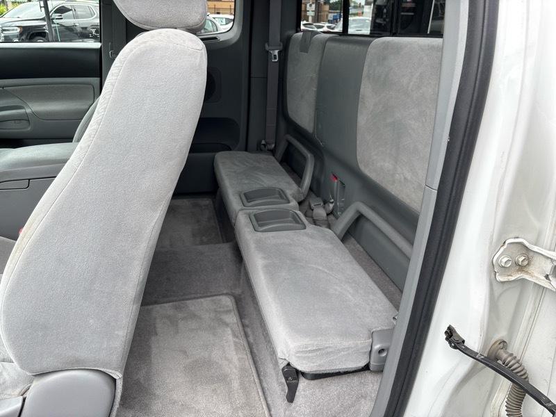 Toyota Tacoma Access Cab 2WD 2006