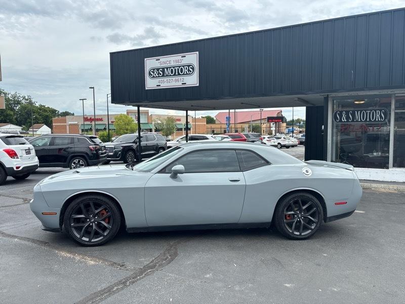 Dodge Challenger SXT Plus 2015