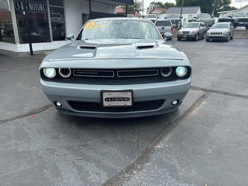 Dodge Challenger SXT Plus 2015