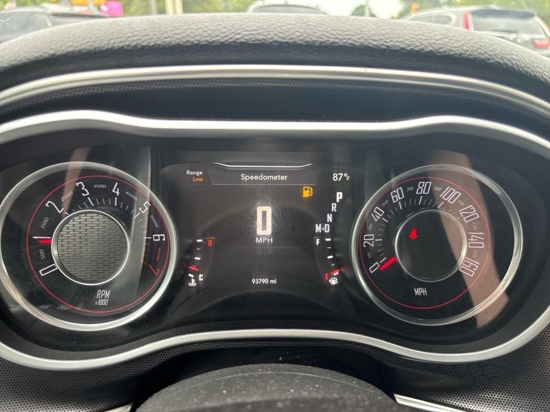 Dodge Challenger SXT Plus 2015