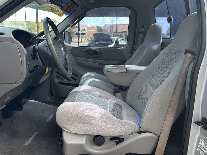 Ford F-150 XL Flareside 2WD 2003