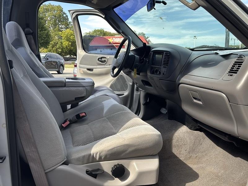 Ford F-150 XL Flareside 2WD 2003