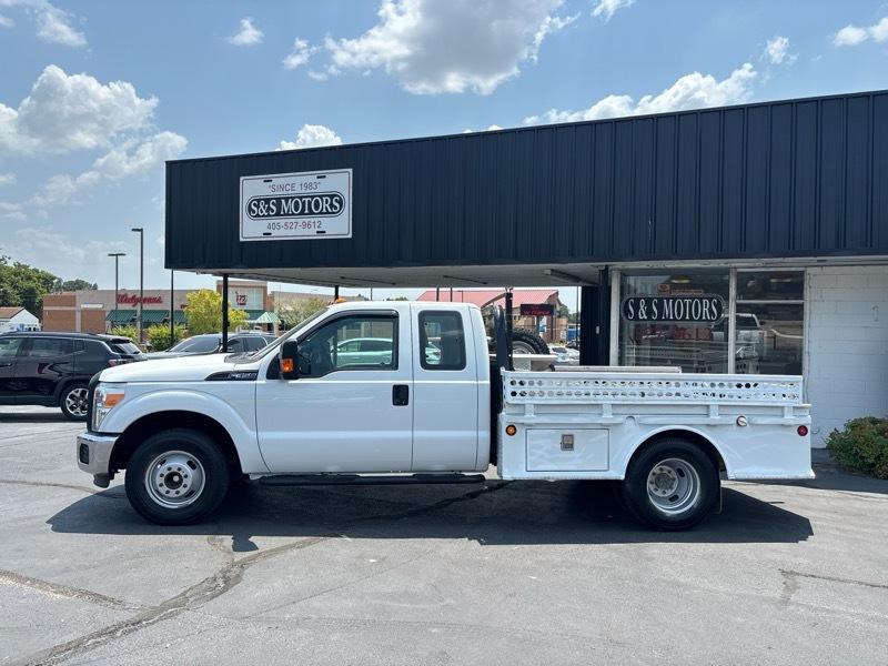 Ford F-350 SD XL SuperCab Long Bed DRW 2WD 2012