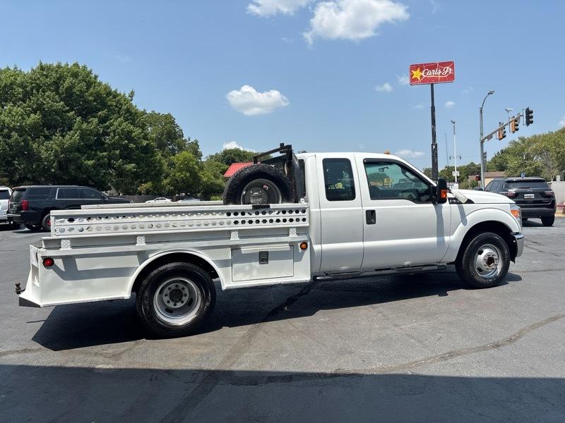 Ford F-350 SD XL SuperCab Long Bed DRW 2WD 2012