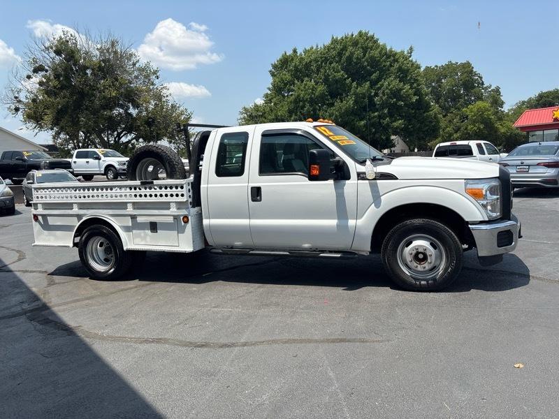 Ford F-350 SD XL SuperCab Long Bed DRW 2WD 2012