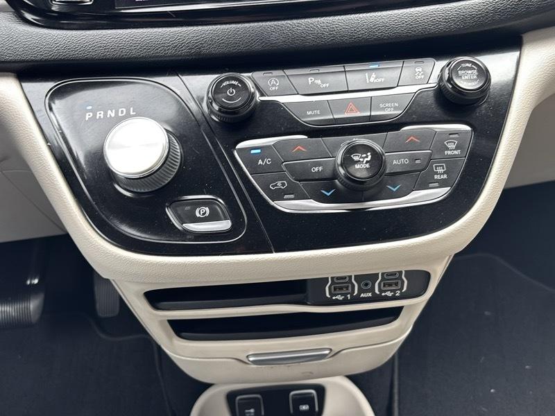 Chrysler Pacifica Touring-L 2021