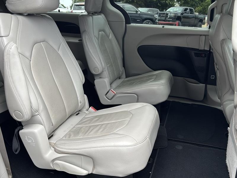 Chrysler Pacifica Touring-L 2021