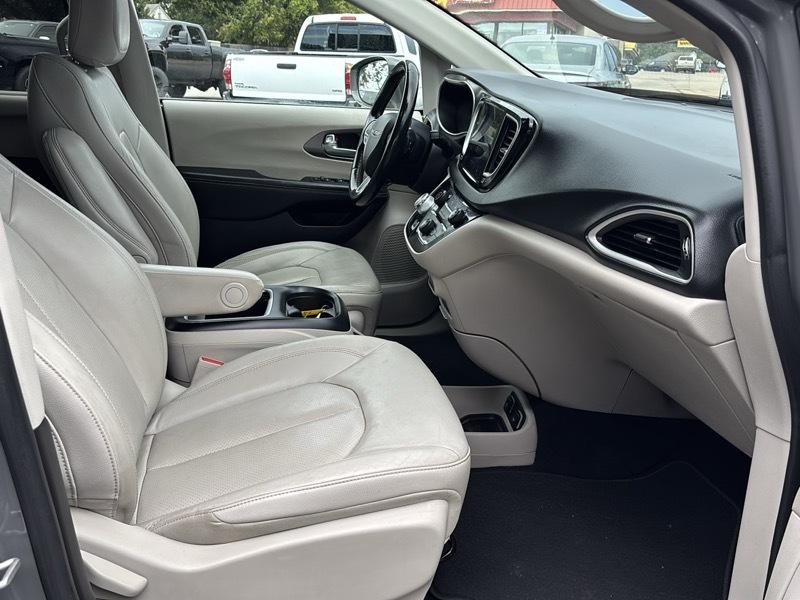 Chrysler Pacifica Touring-L 2021