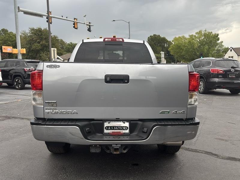 Toyota Tundra Tundra-Grade 5.7L FFV Double Cab 4WD 2013