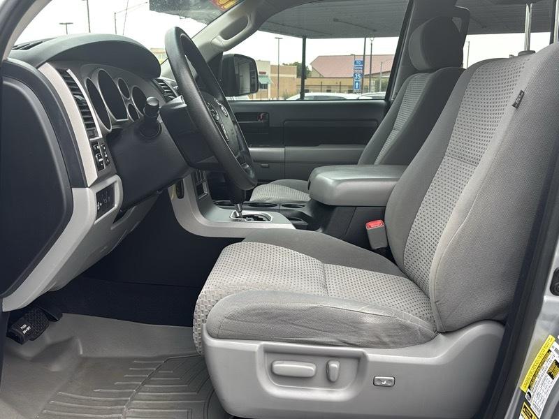 Toyota Tundra Tundra-Grade 5.7L FFV Double Cab 4WD 2013