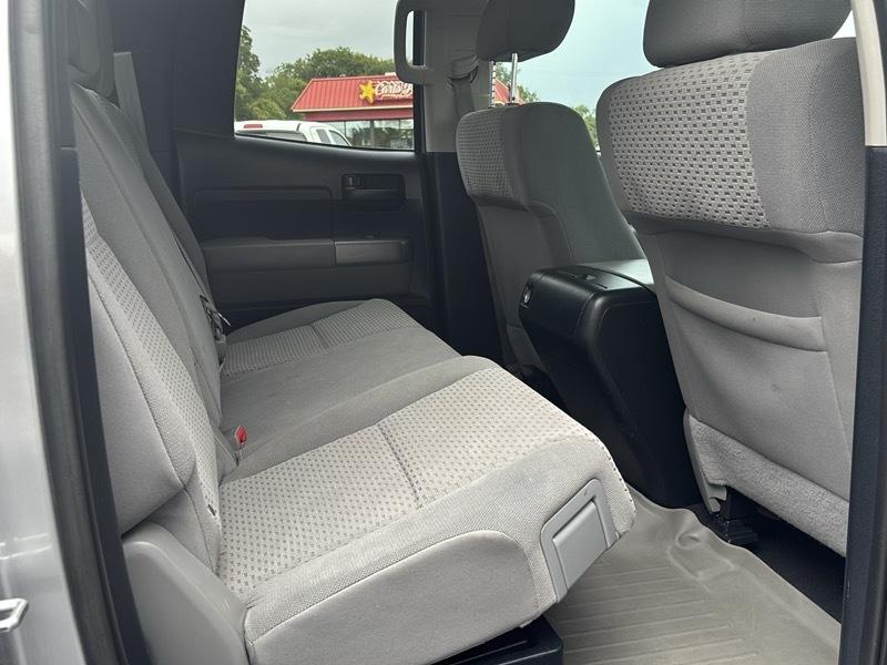 Toyota Tundra Tundra-Grade 5.7L FFV Double Cab 4WD 2013