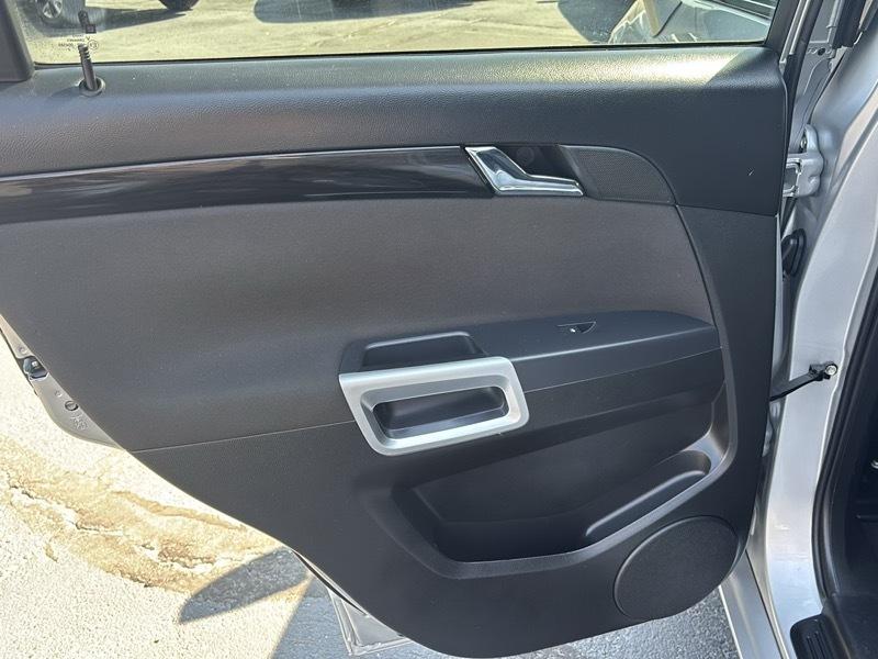 Chevrolet Captiva Sport 1LT FWD 2013