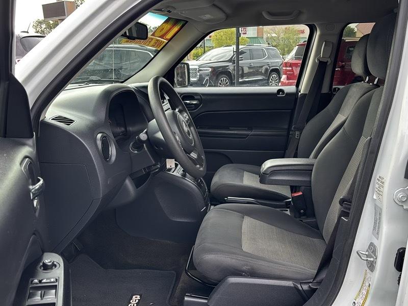 Jeep Patriot Sport 2WD 2016