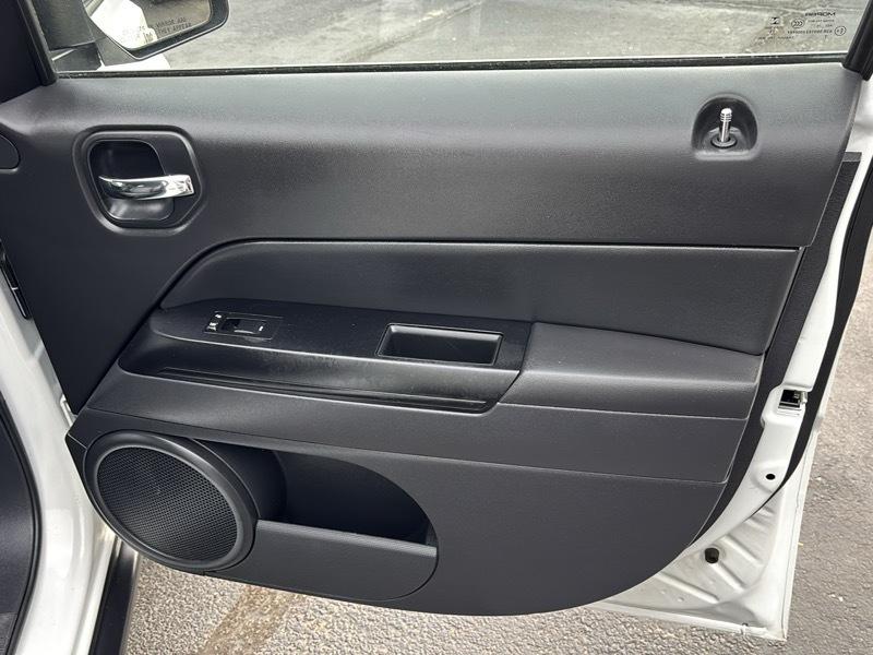 Jeep Patriot Sport 2WD 2016