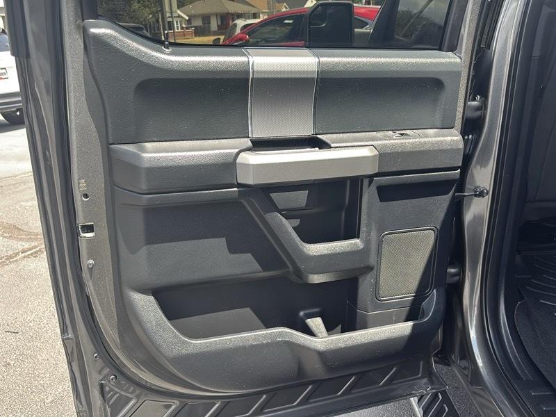 Ford F-150 Lariat SuperCrew 5.5-ft. Bed 4WD 2016