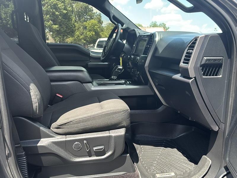 Ford F-150 Lariat SuperCrew 5.5-ft. Bed 4WD 2016
