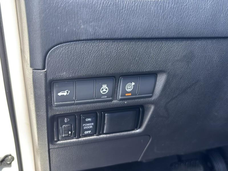 Nissan Armada SL 2WD 2018