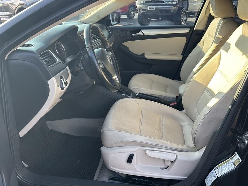 Volkswagen Jetta SE 2013