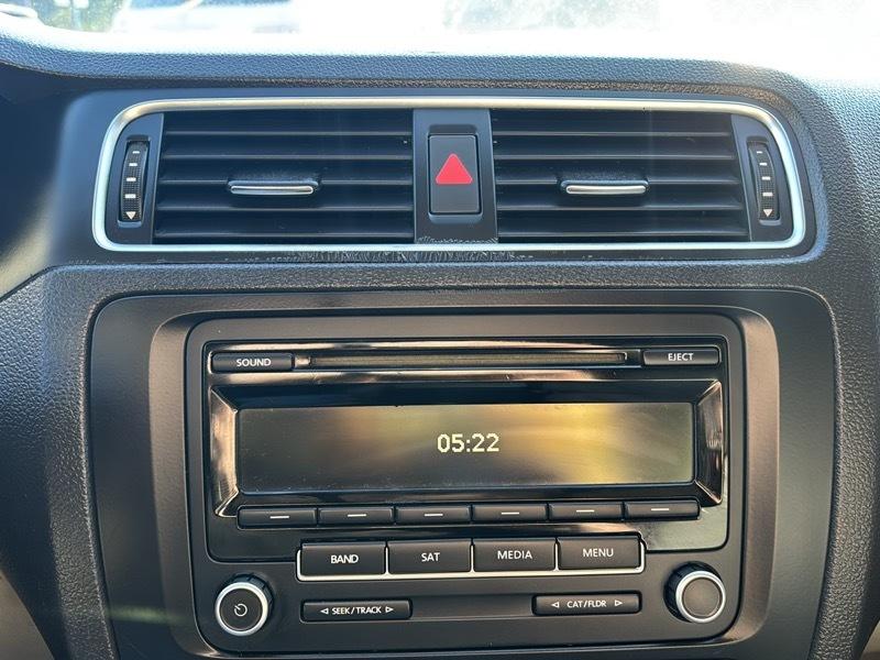 Volkswagen Jetta SE 2013