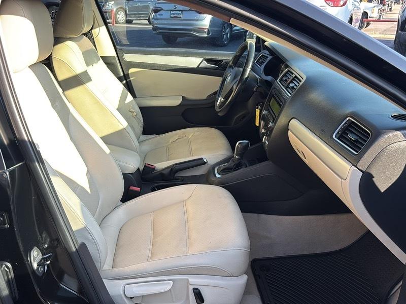 Volkswagen Jetta SE 2013