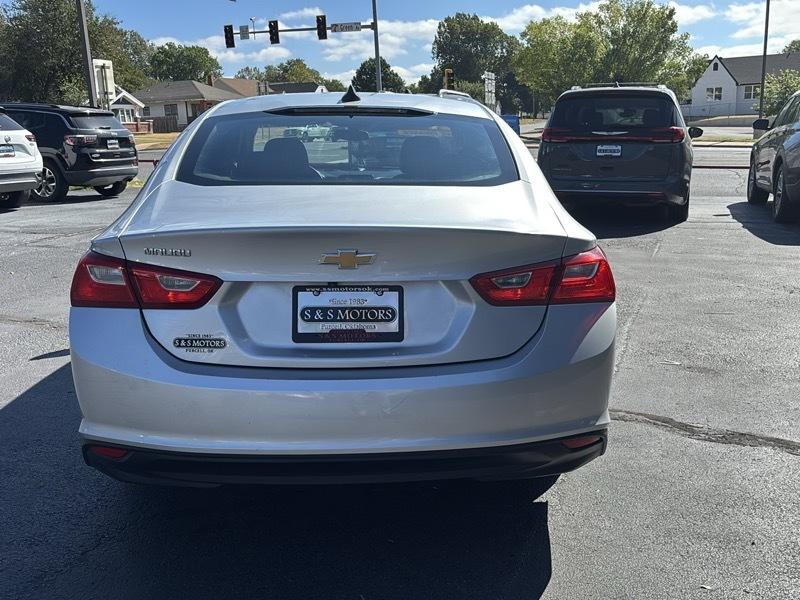 Chevrolet Malibu LS 2021