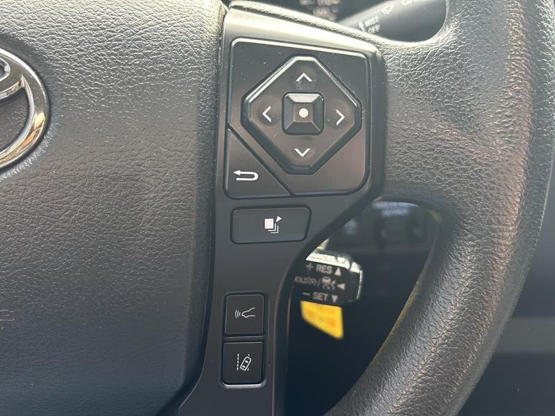 Toyota Tundra SR5 5.7L V8 Double Cab 2WD 2020