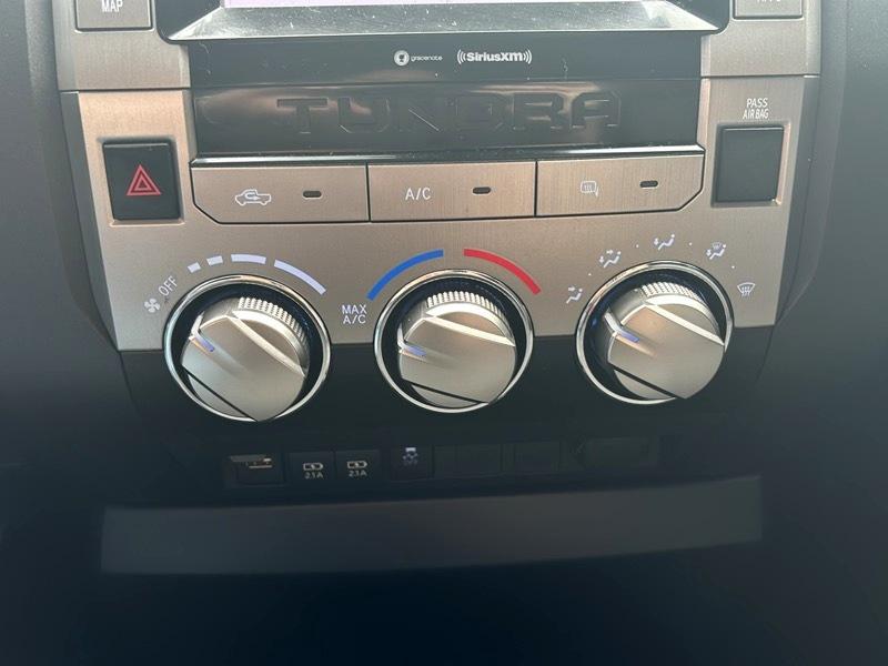 Toyota Tundra SR5 5.7L V8 Double Cab 2WD 2020