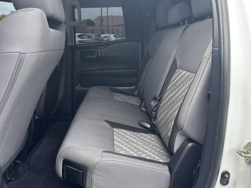Toyota Tundra SR5 5.7L V8 Double Cab 2WD 2020