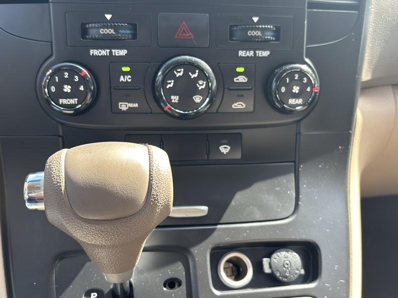 Kia Sedona LX LWB 2014