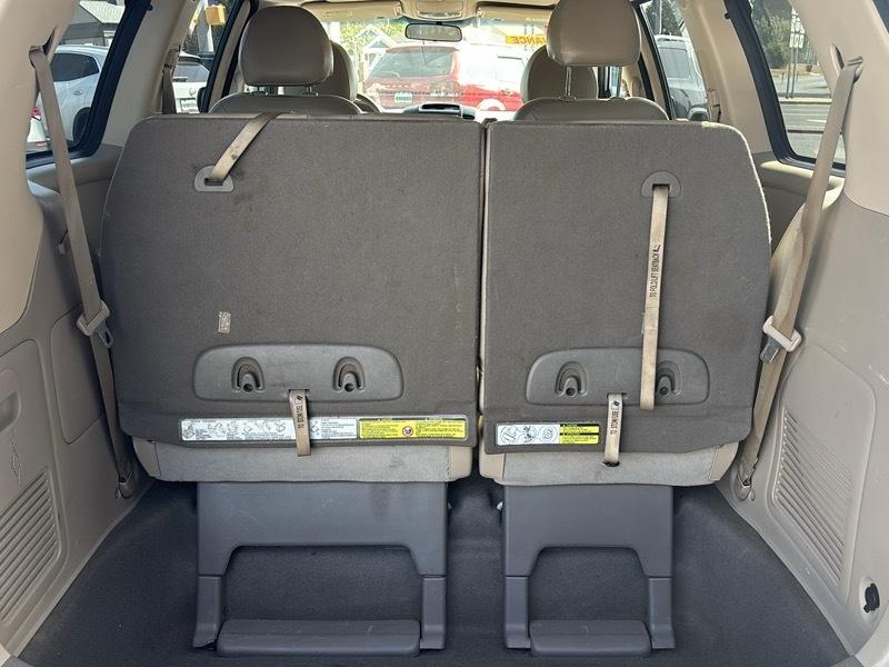 Kia Sedona LX LWB 2014
