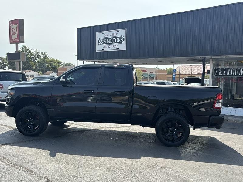 RAM 1500 Big Horn Quad Cab 4WD 2021