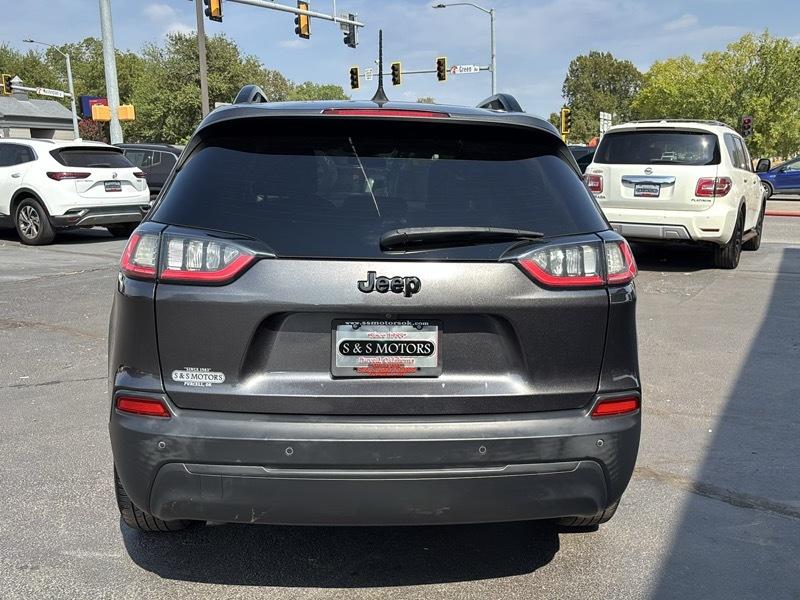 Jeep Cherokee Latitude Plus FWD 2020
