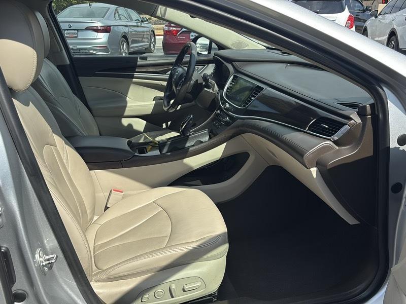 Buick LaCrosse Premium AWD 2018